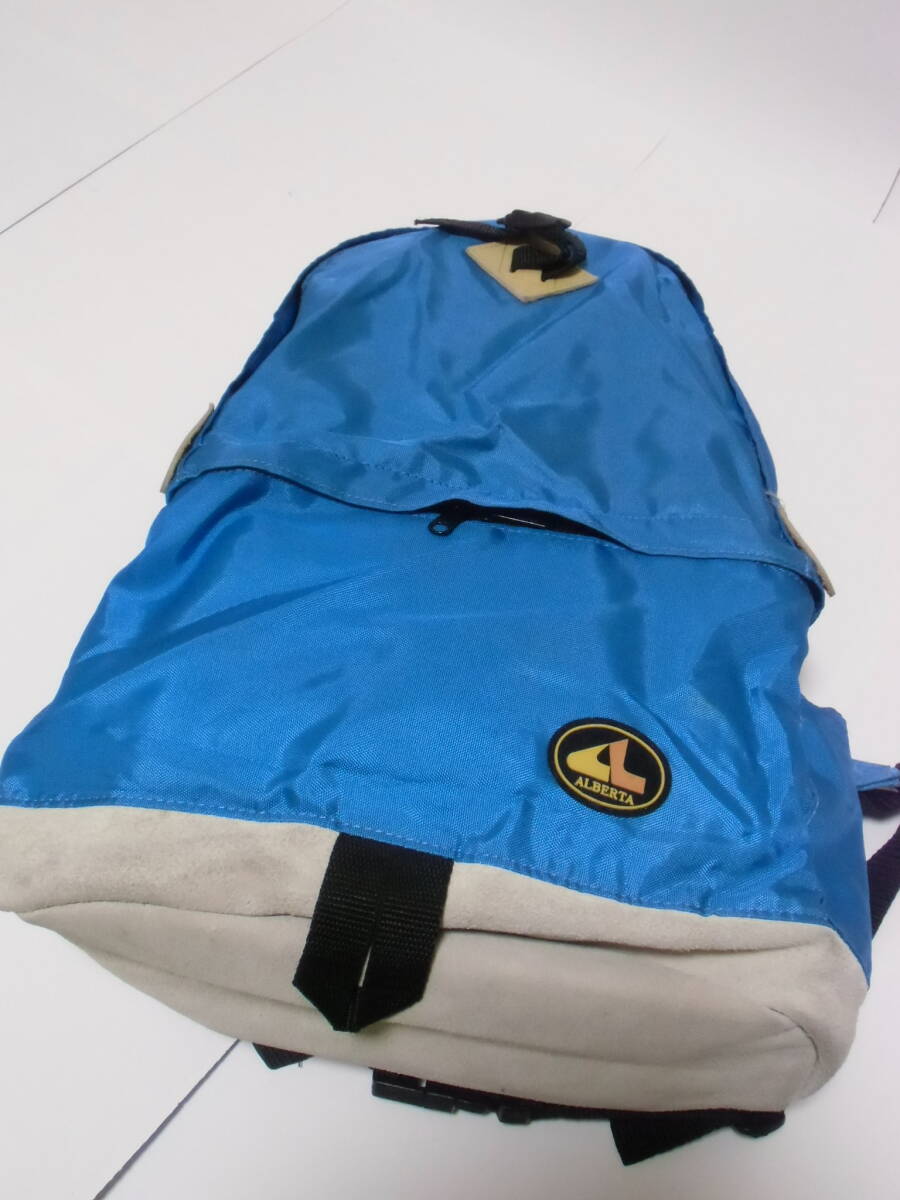 □バックパック アウトドア キャンプ バッグ 登山 トレッキング ハイキング ブルー 青 デイパック