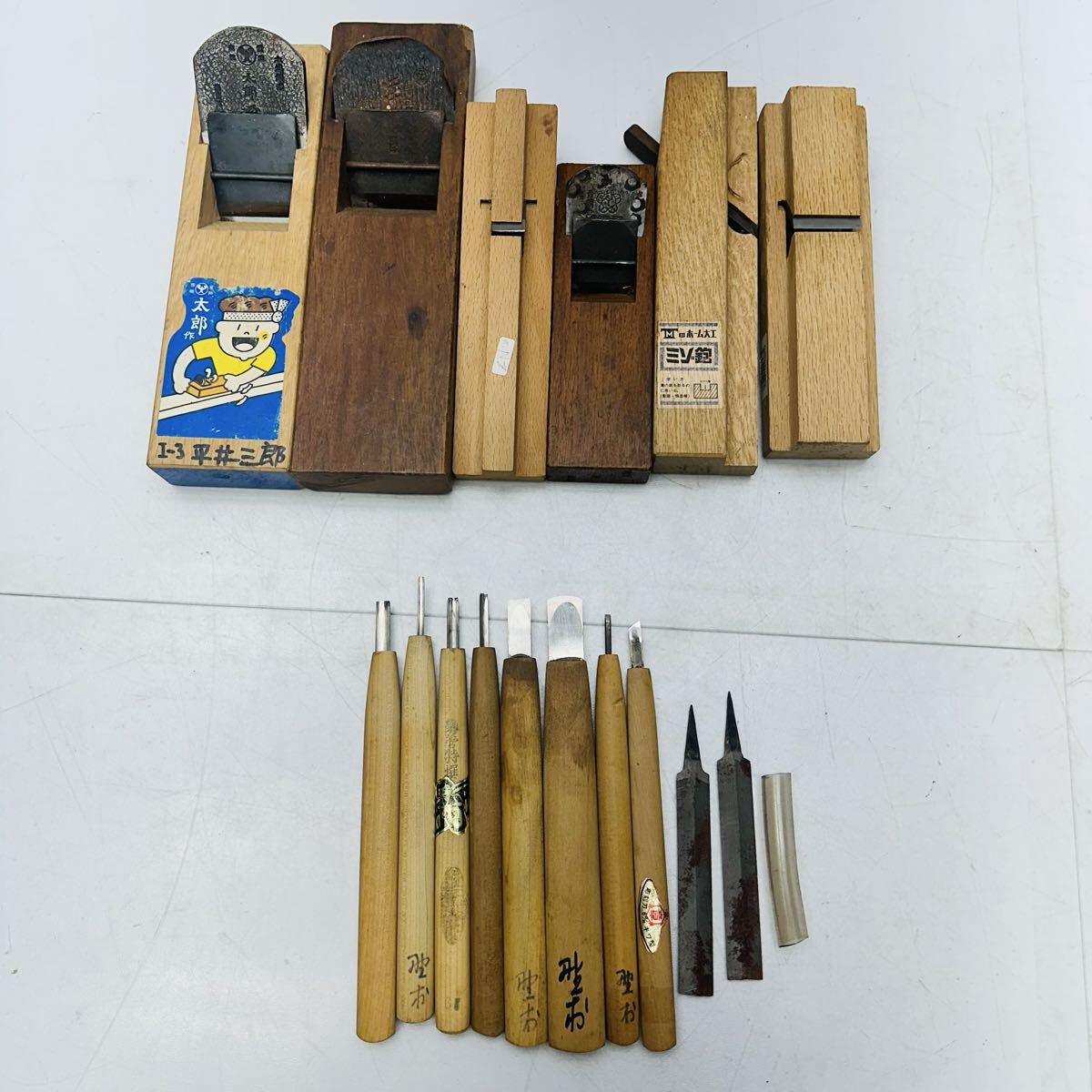 彫刻刀　ノミ　カンナ　まとめ売り　メーカー様々 鉋 かんな 工具 大工道具 古道具 のみ