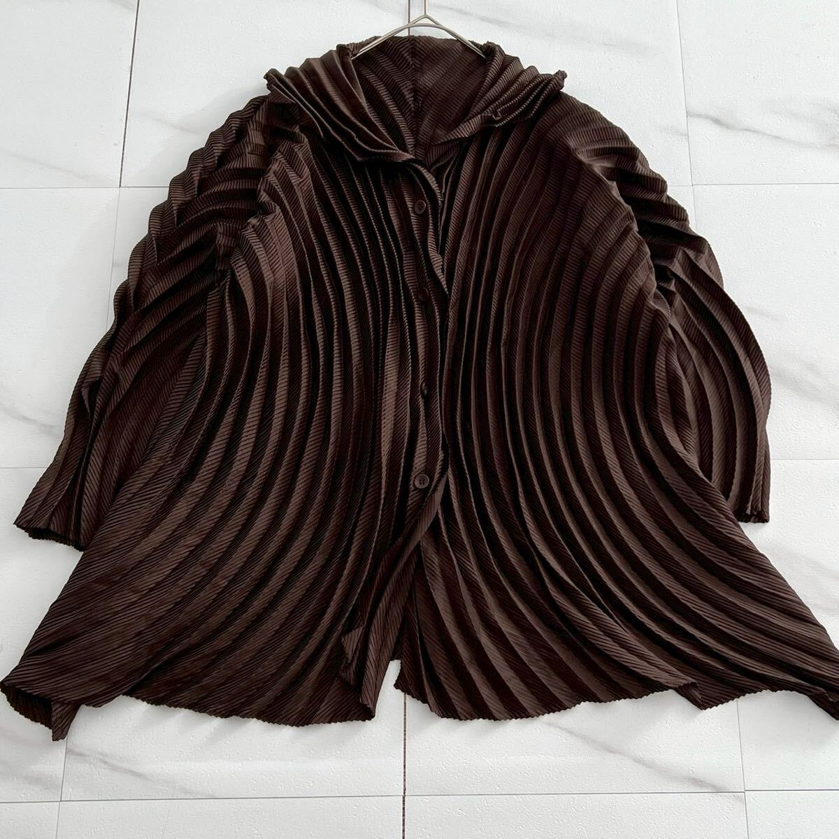 極美品 14AW◆ISSEY MIYAKE イジャケット ブルゾン プリーツ加工 スチーム サークル 変形 ブラウン 2 M相当 イッセイミヤケ 名作 archive