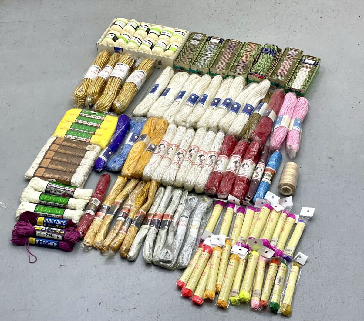 1円〜■高級文化ヤーン まとめ 大量 松鳩印 文化刺繍 刺繍糸 江戸打紐 手芸 ニード 刺繍 編物 ハンドメイド■兵庫県姫路市から 26-796