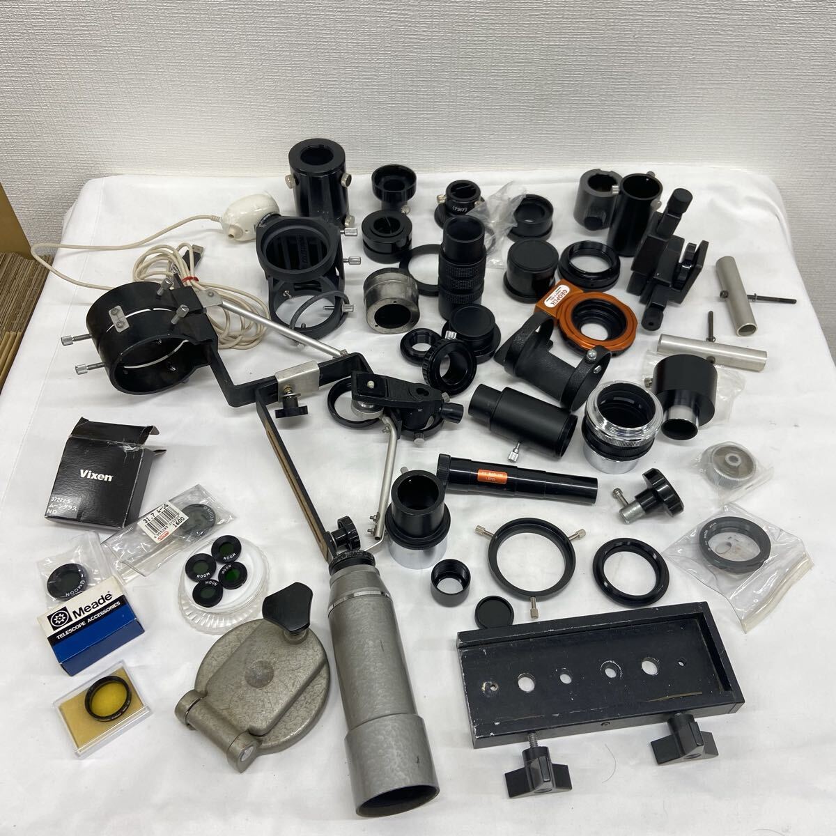 天体望遠鏡 アクセサリー 大量まとめ Vixen/Meade/CELESTRON/Nikon/Philips フィルター バローレンズ アダプター等 パーツ 部品 現状品