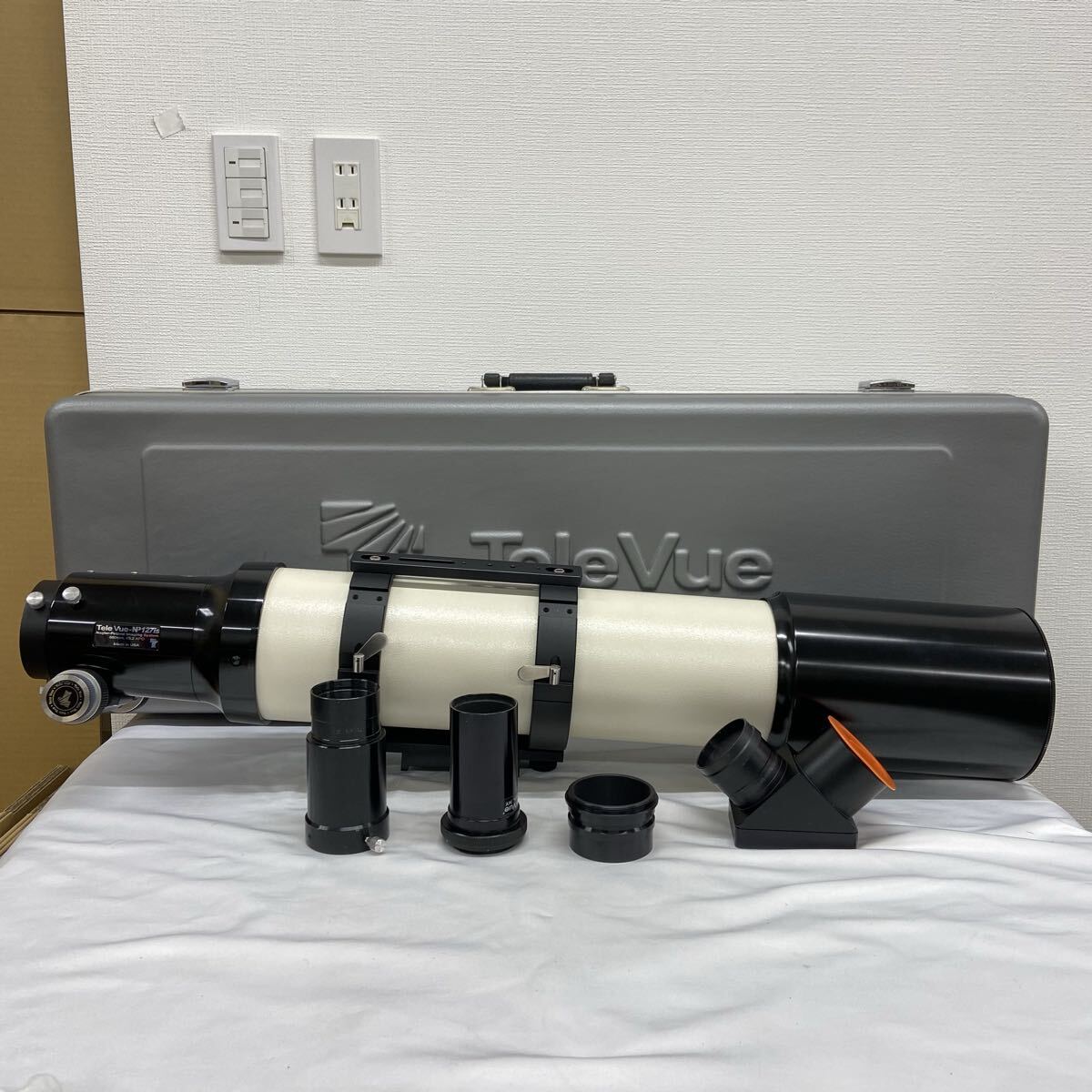 名機 Tele Vue-NP127is テレビュー 127mm F5.2 ナグラー・ペッツバール APO 屈折望遠鏡 鏡筒 専用ハードケース　　付属品多数 天体望遠鏡 