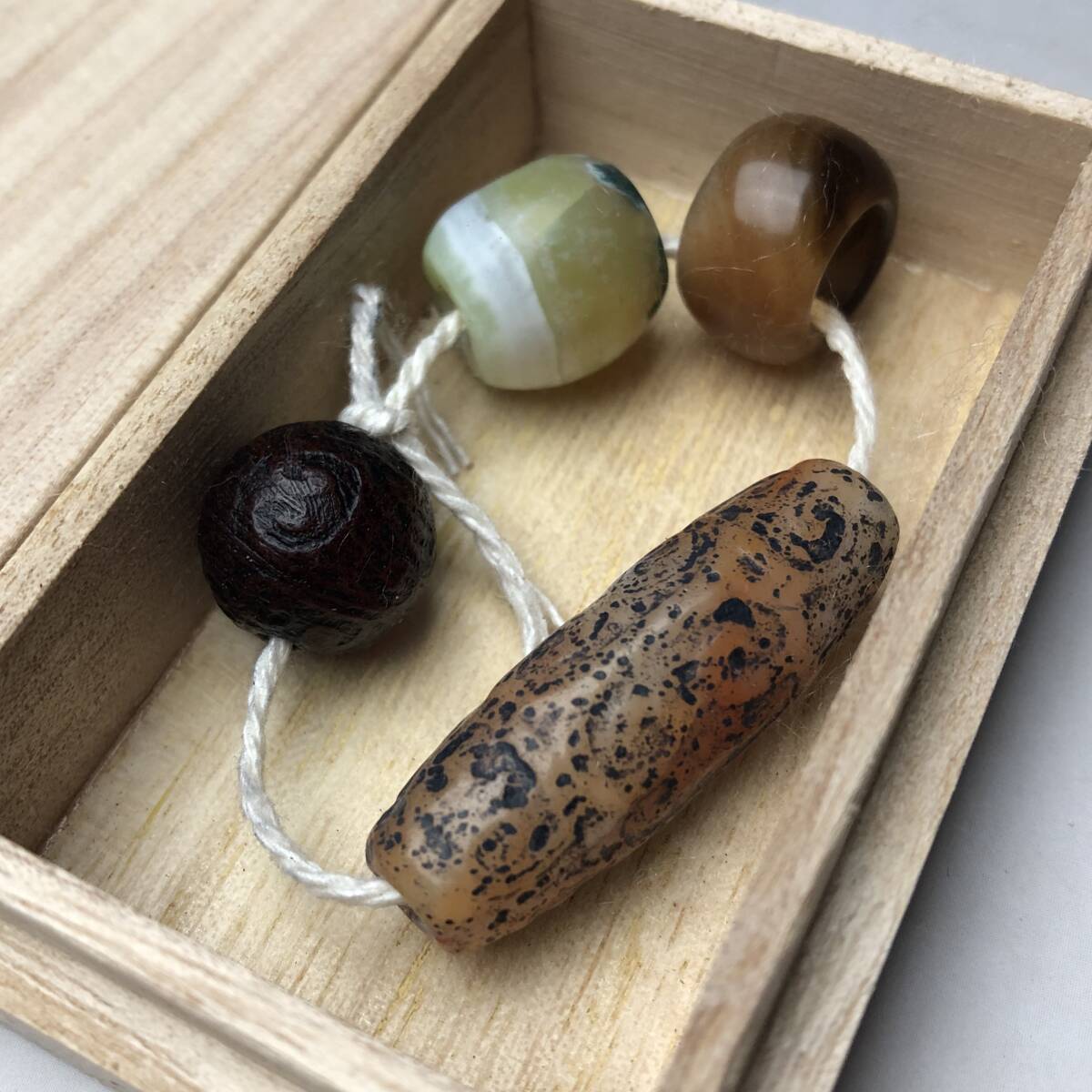 天珠 メノウ 瑪瑙 根付 緒締玉 提げ物 ビーズ 装飾品