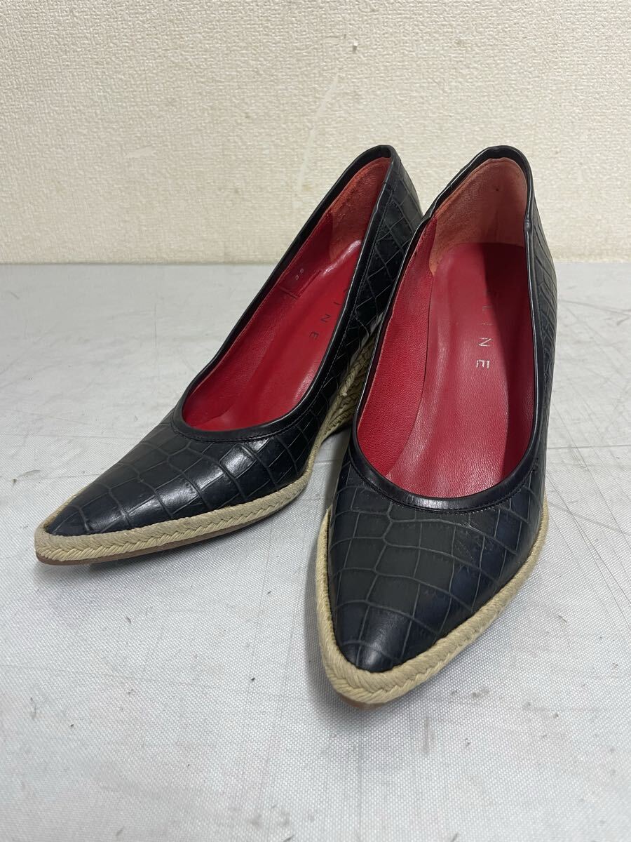 ※131 CELINE セリーヌクロコ型 レザーパンプス ブラック系 35