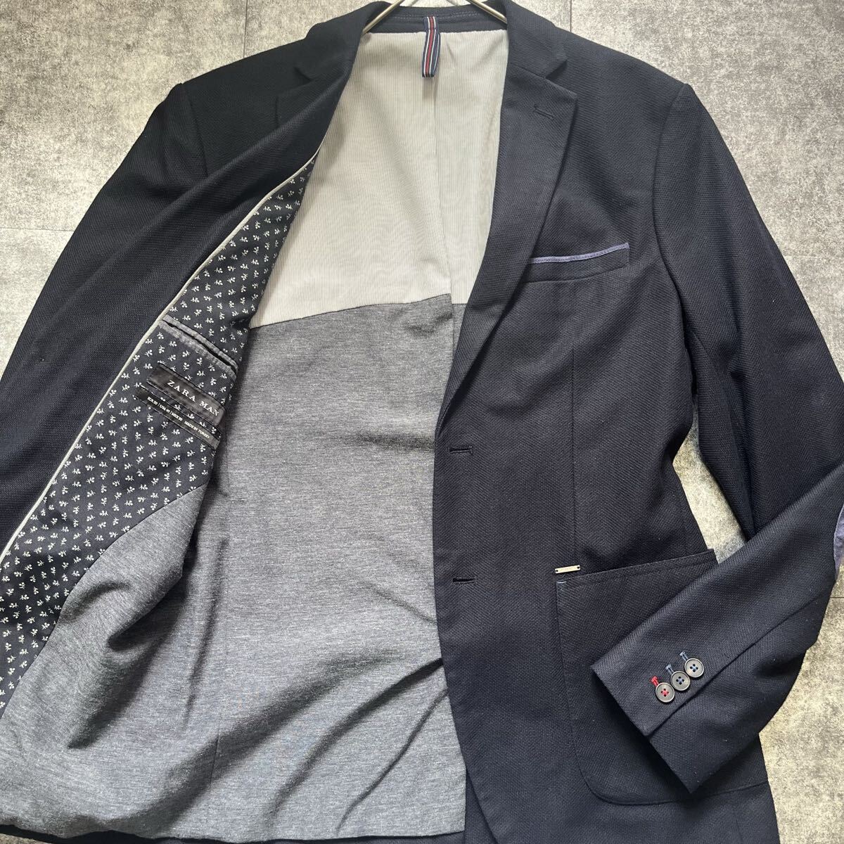 ZARA MAN ザラマン テーラード アンコンジャケット ブレザー エルボーパッチ ロゴプレート 裏地花柄 ストレッチ ネイビーメンズ 50