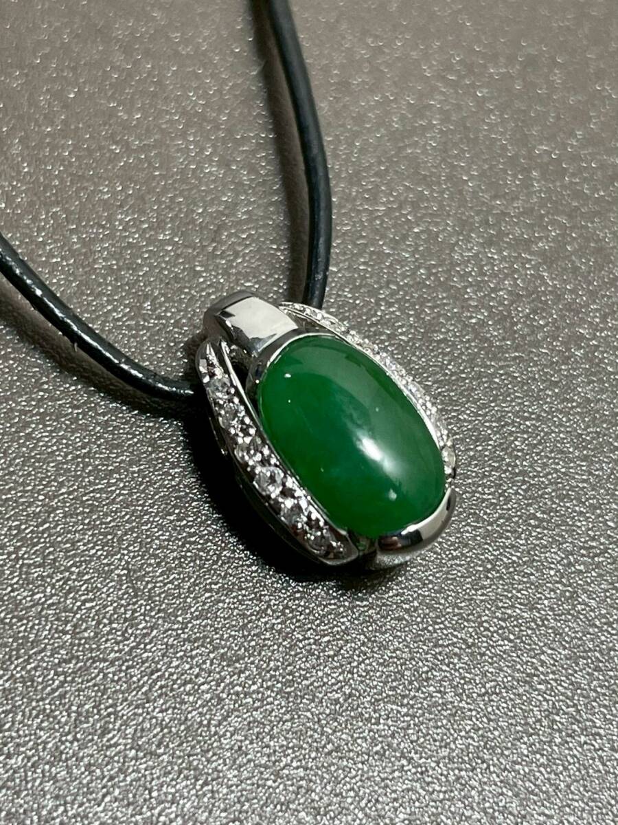 a718 pt900 ネックレストップ 2.58 0.12 プラチナ ダイヤモンド？ 翡翠？ ペンダントトップ 約4.59g アクセサリー 貴金属