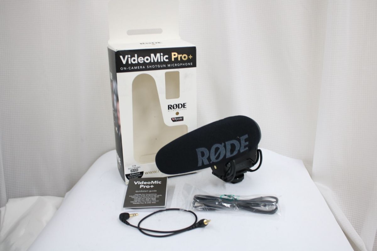 【返品保証】 Rode VideoMic Pro+ ビデオカメラ用 コンデンサーマイク e11671