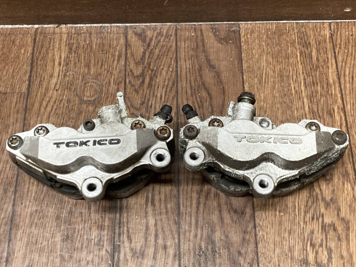ZRX1200 DAEG ZRT20Dトキコ4POD前ブレーキキャリパー62mmダエグ ゼファー400χ GPZ900R GSR400 SV1000バンディット1250