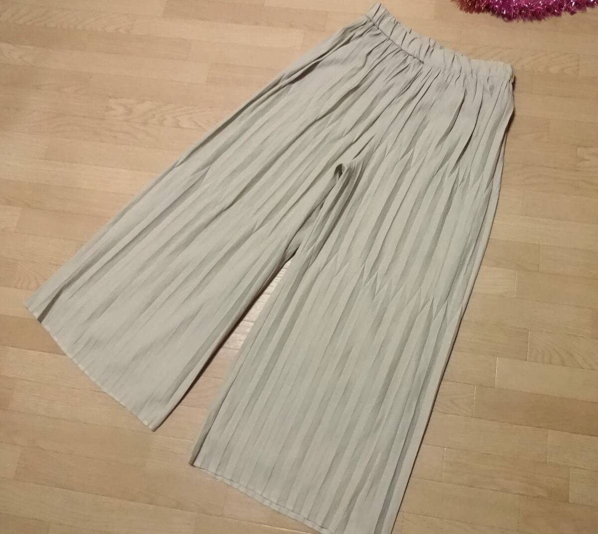 【LADY LUCK LUCA】ベージュワイドパンツF★新品♪