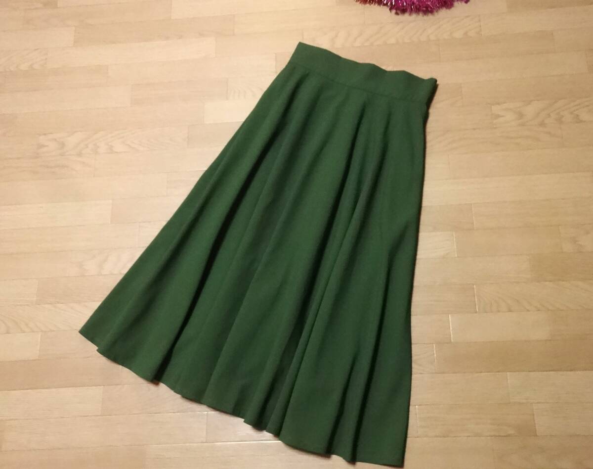 【N. NATURAL BEAUTY BASIC】グリーンフレアースカートM★新品同様♪
