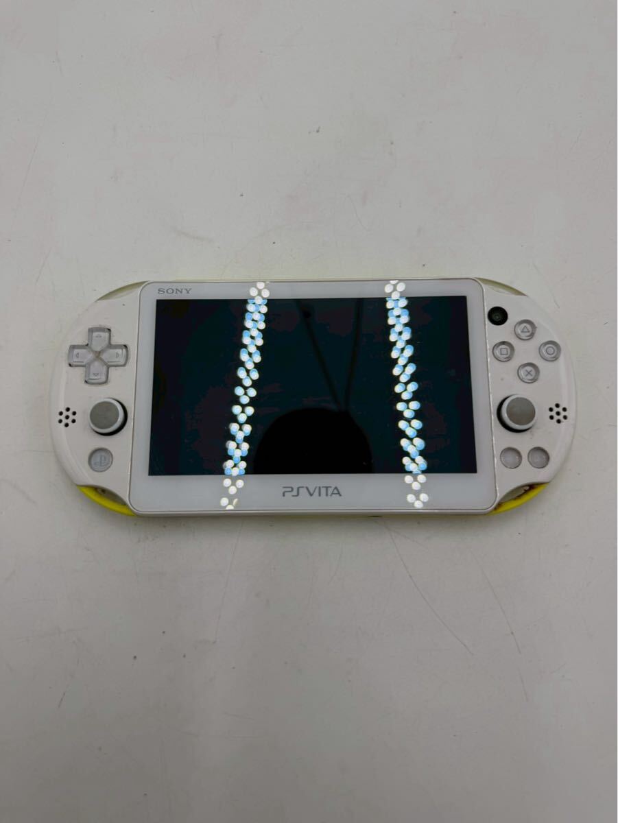 ○ Playstation VITA PSVITA PCH-2000 ライムグリーン ホワイト