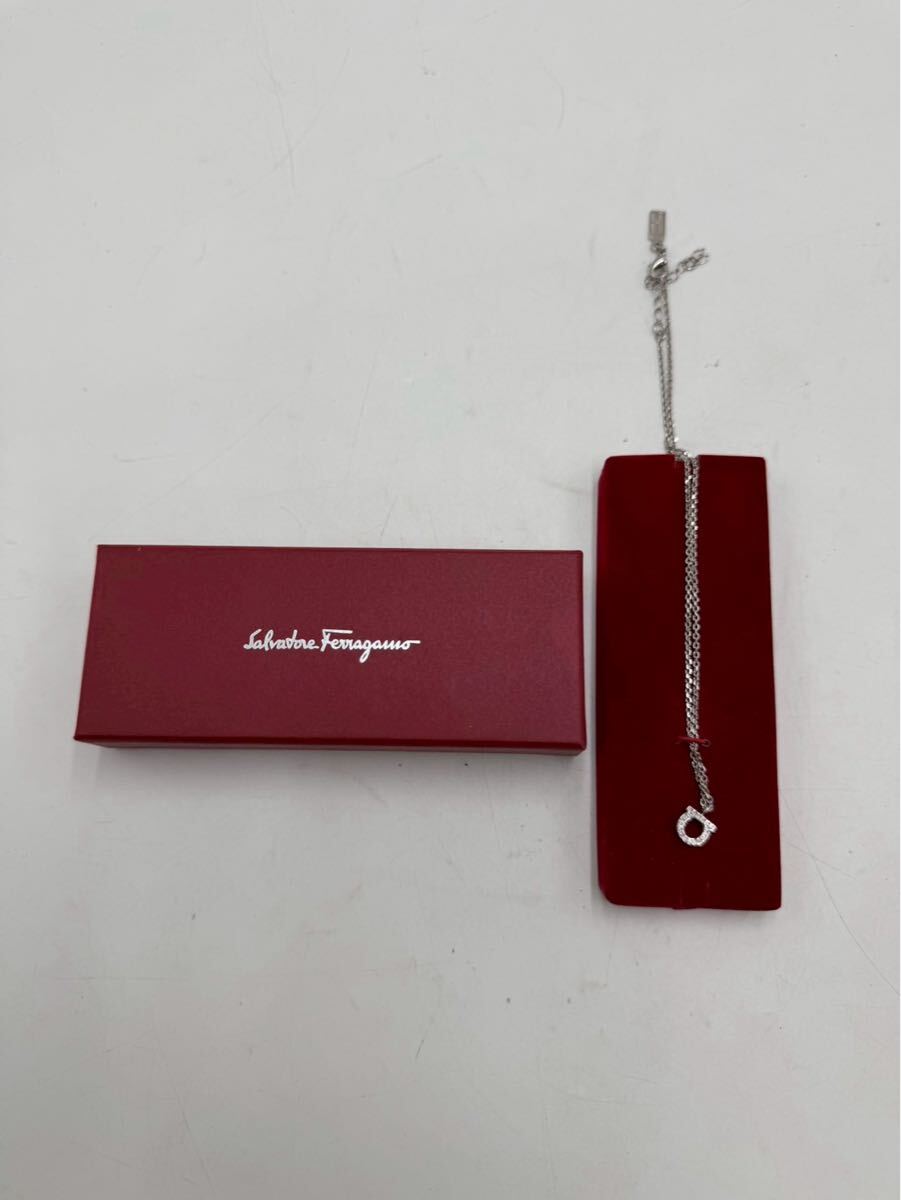 ○ Salvatore Ferragamo サルヴァトーレフェラガモ フェラガモ ネックレス アクセサリー