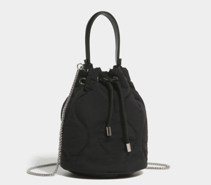 CLANE キルティングバッグ 2way quilting mini bag ブラック レディースバッグ ふわもこキルティング巾着 チェーンストラップ付き