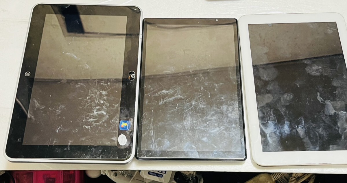 【タブレット　本体】au&TOSHIBAなど　まとめ売り 　 合計3台 セット