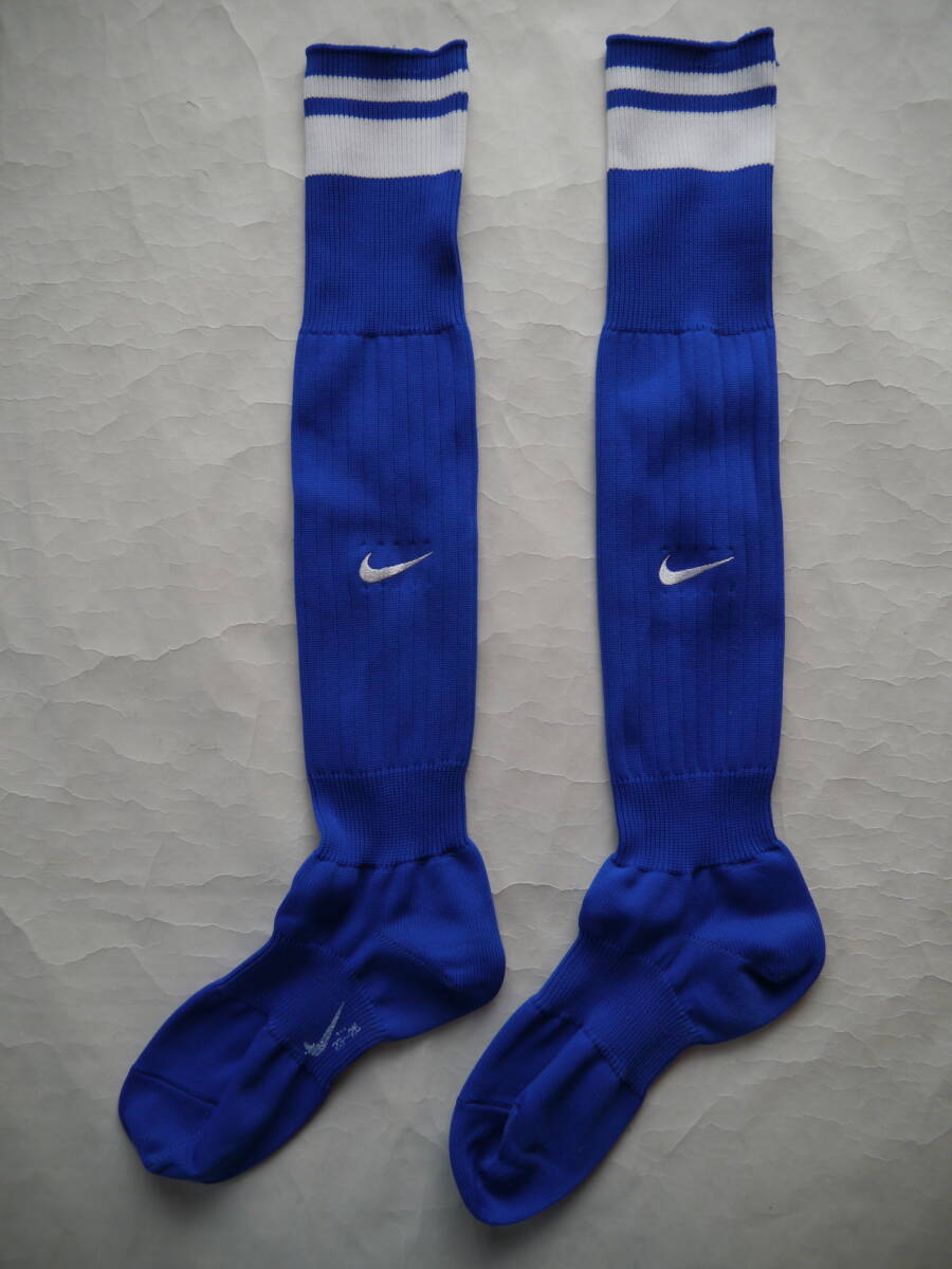 【中古】ナイキ[NIKE] サッカーソックス サッカーストッキング ブルーxホワイト 23-25cm 中学 高校 部活