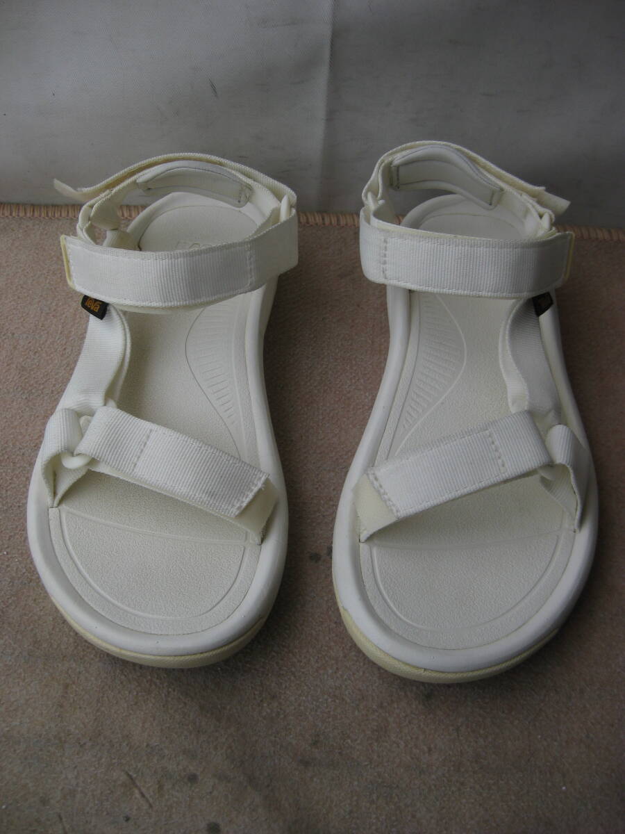 ★Teva 　サンダル 　　S//N 1019234　 白　　２７.0cm 　　 美品