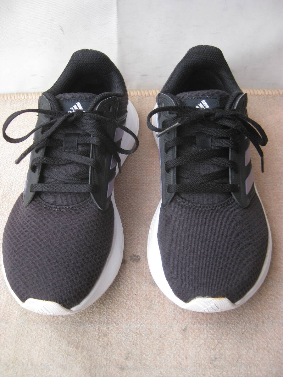 ★adidas 　ランニングシューズ　GW4132　　黒　　２４.5cm　　　美品