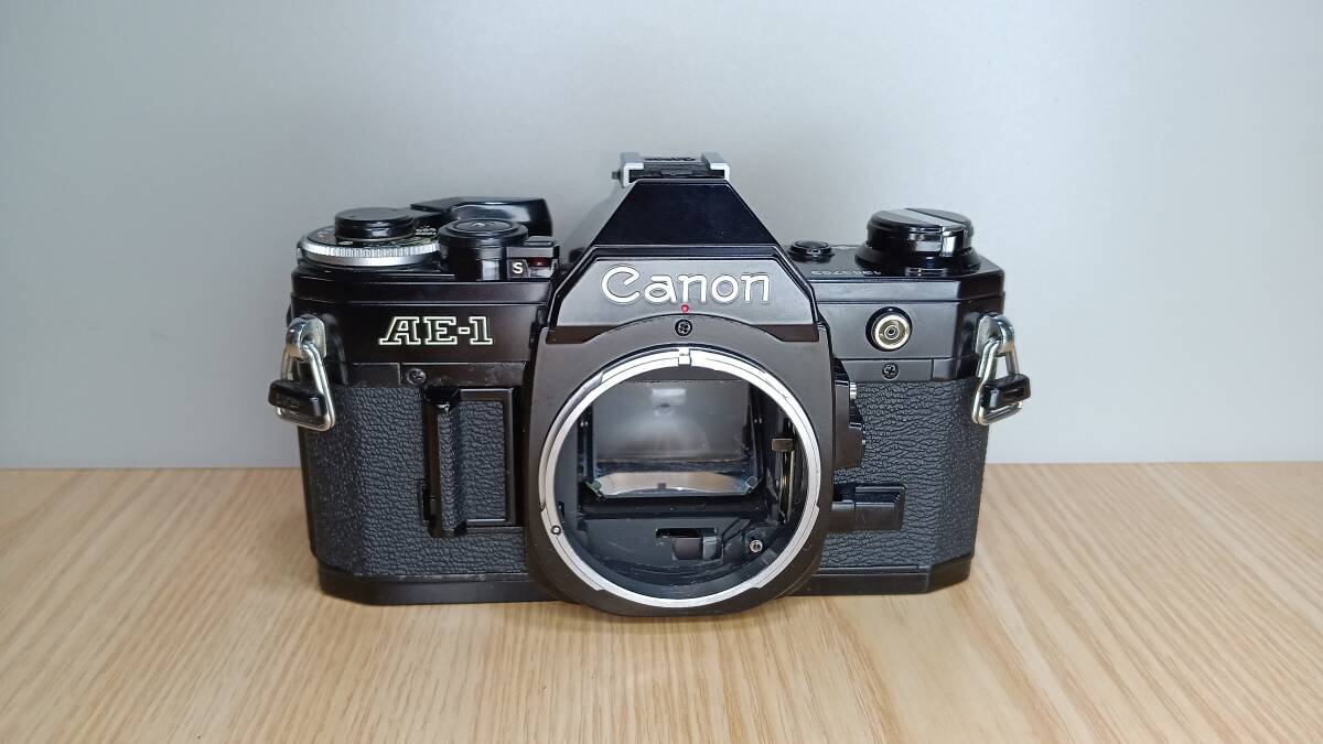 【整備・シャッタ鳴無し・計測済み・露出計動作】Canon AE-1 ブラック (#26030101)