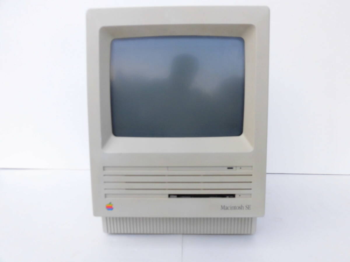 Apple M5011 Macintosh SE（モノクロコンパクトマック） 