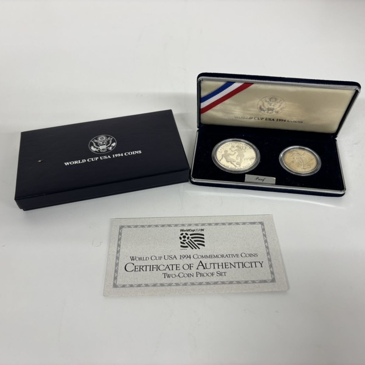 P327-Z22-1103 ◎ サッカーワールドカップ USA 1994年 記念硬貨 2種 プルーフ 銀貨 記念メダル NB