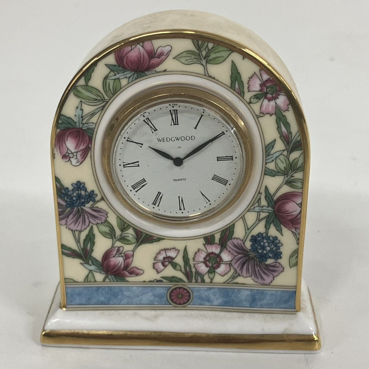 P032-SG8-1649 ◎ 置き時計 高級陶磁器ブランド ウェッジウッド WEDGWOOD サラ SARAH ボーンチャイナ MADE IN ENGLAND NA