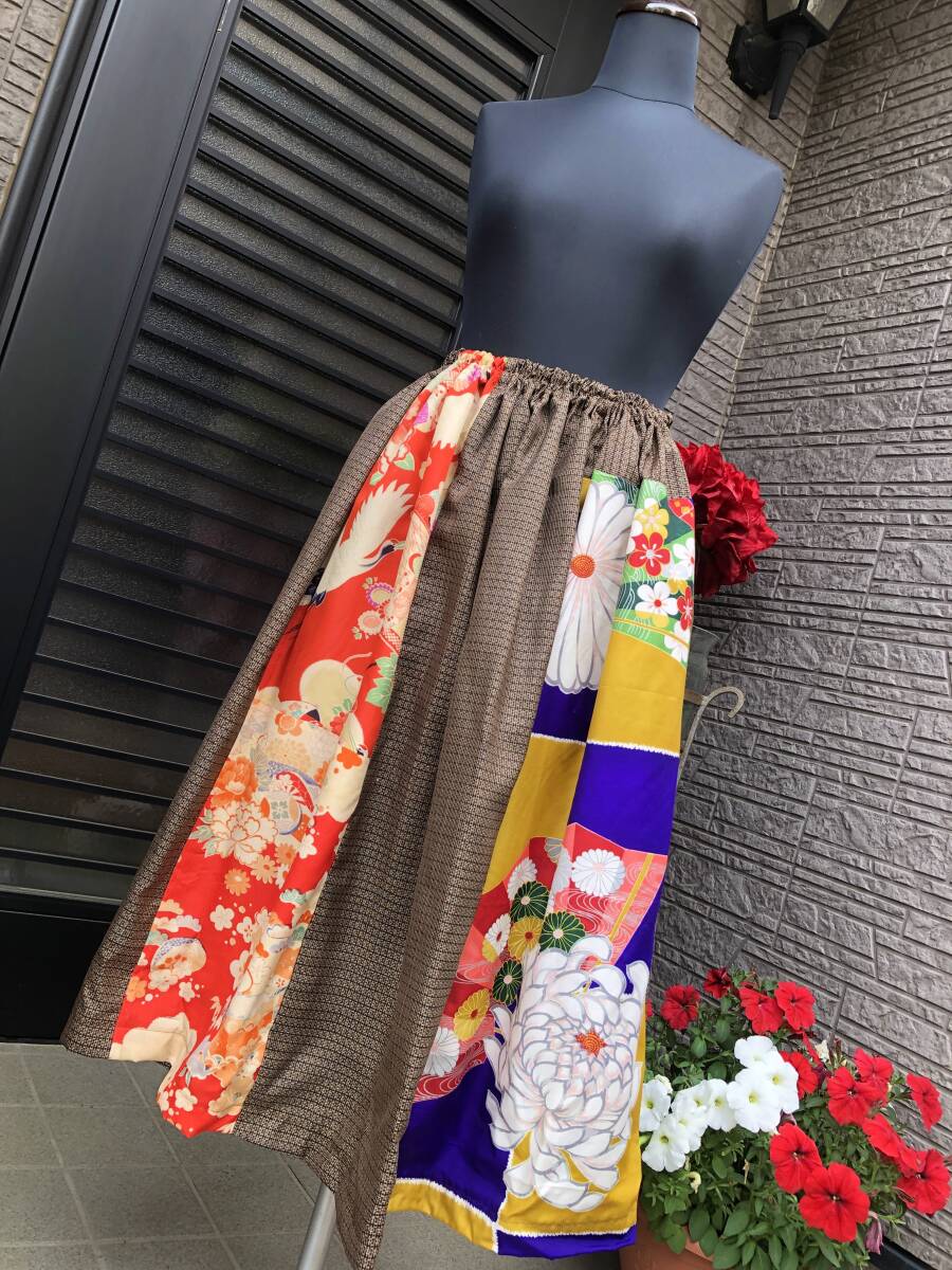 ハンドメイド　着物リメイク・和服リメイク　パッチワーク　フレアスカート・ロングスカート　古布　アンティーク　当時物