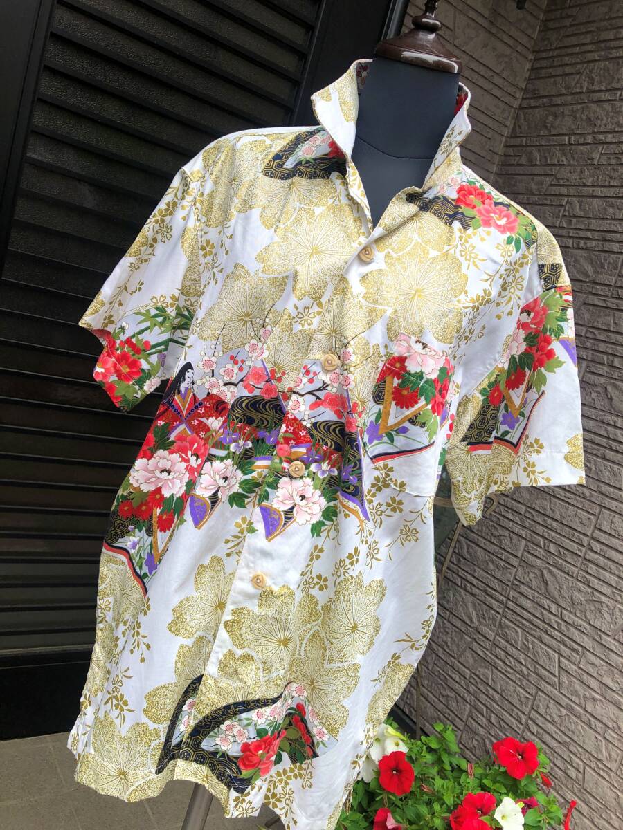ハンドメイド　和柄　アロハシャツ　男女兼用　十二単の柄　M～L　綿100％　美品　送料230円