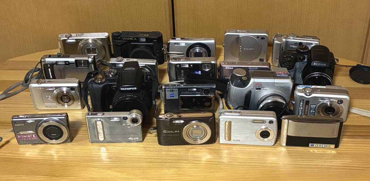 ■1円スタート デジカメまとめ 現状品 ジャンク品 20台セット　SONY CASIO OLYMPUS 