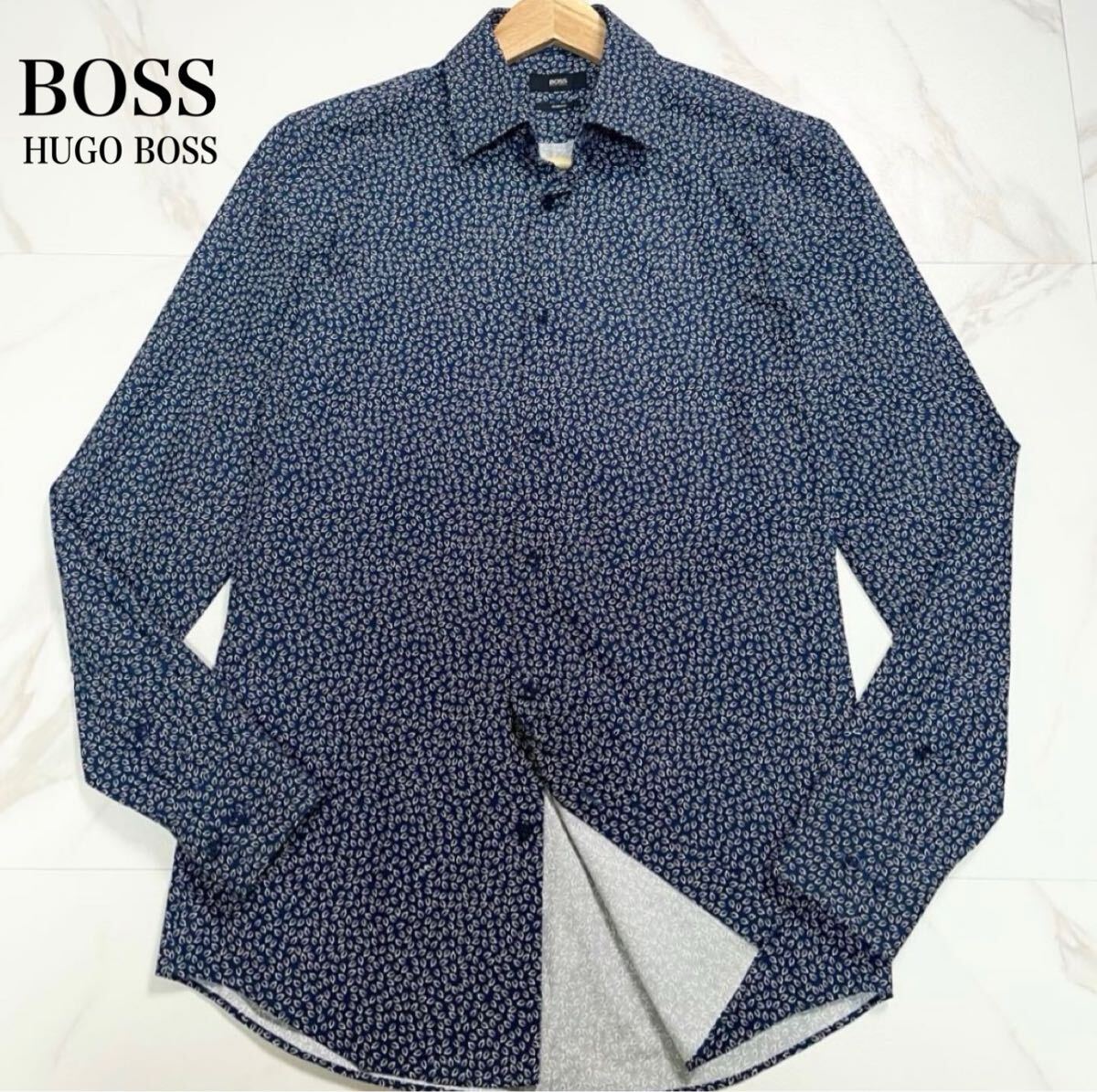 極美品/L相当●HUGO BOSS ヒューゴボス ドレスシャツ 長袖 羽織 リーフ柄 葉柄 総柄 刻印ボタン コットン 美シルエット ネイビー 紺 メンズ