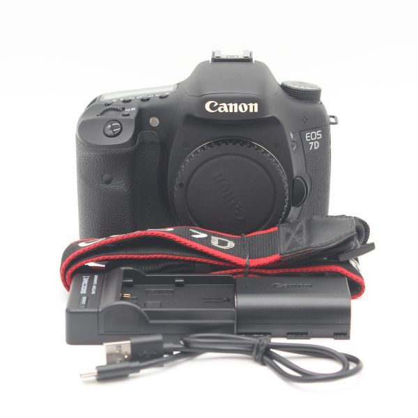 【美品】Canon キャノン EOS 7D ボディ JS129-02034