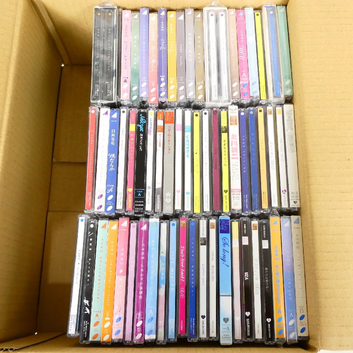 邦楽 CD 62点セット アイドル 乃木坂46 AKB48 日向坂46 櫻坂46 NMB48 DVD付等 大量セット 女性アーティスト 中古■AD209s■