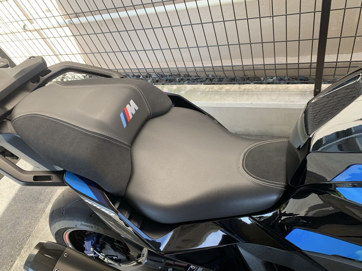 2024 M1000XR 純正ローシート 