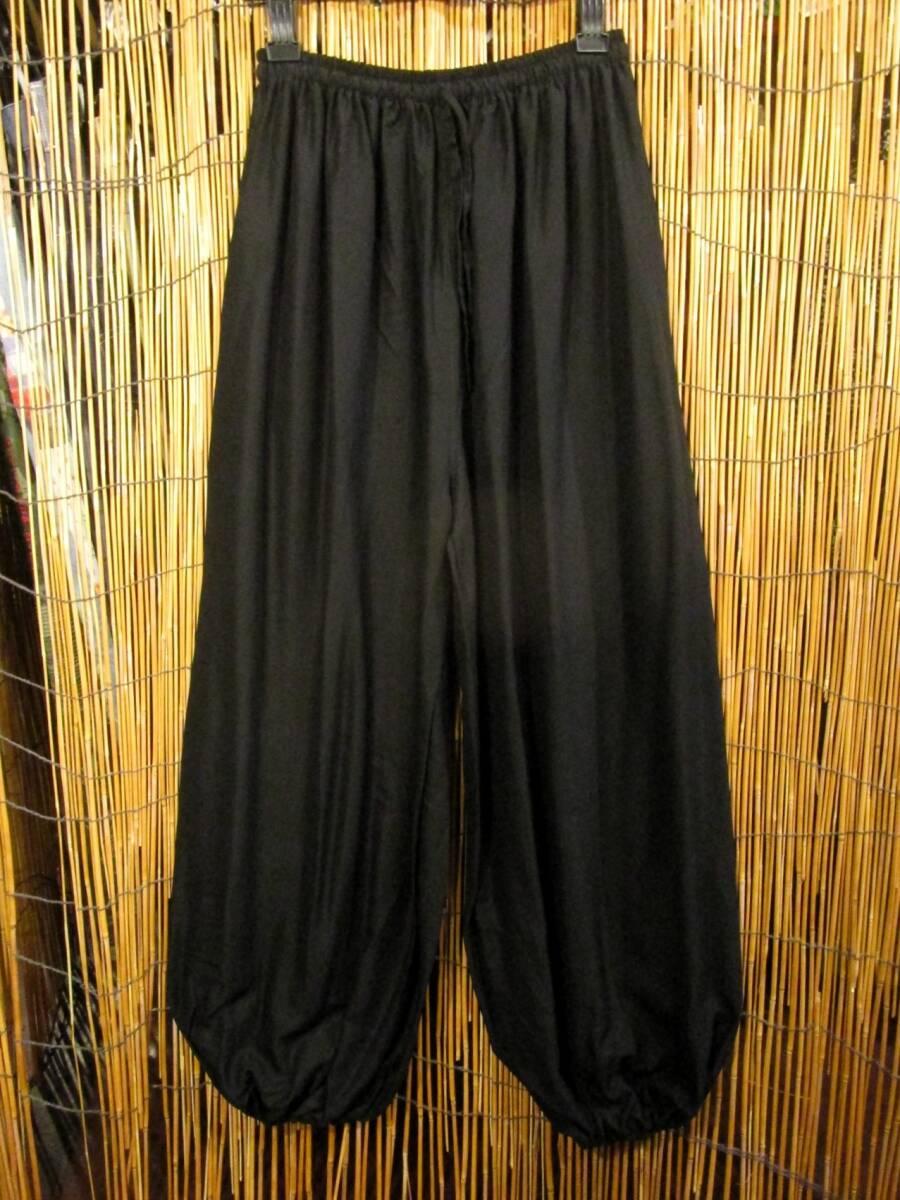 【ＳＡＬＥ】①新品＊男女兼用＊無地＊レーヨン素材＊ふんわり＊アラジンパンツ