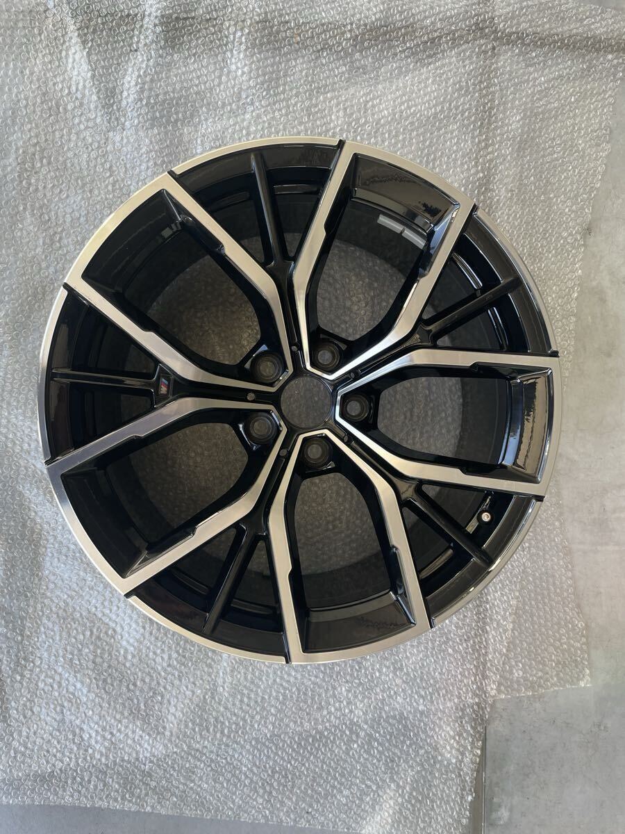 『美品』！BMW G30 G31 5シリーズLCIホイール　9J×19Mライト・アロイ・ホイールYスポーク・スタイリング845バイカラー(ジェットブラック)