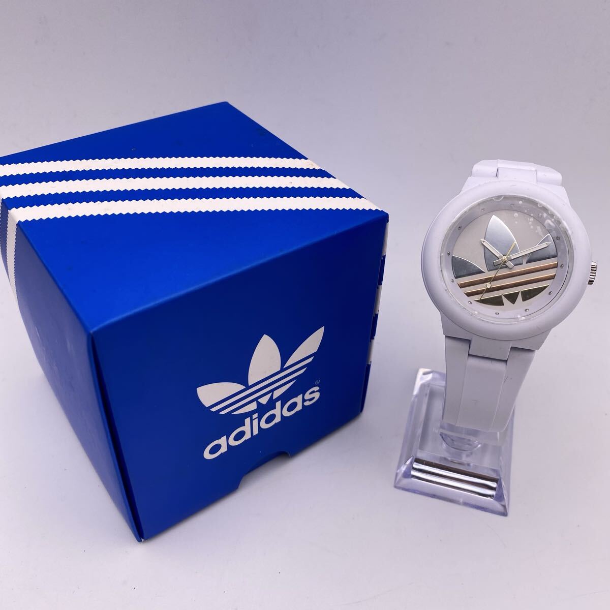 Y adidas アディダス ABERDEEN アバディーン 腕時計 クォーツ ADH9084 ホワイト ラバーベルト かわせみ