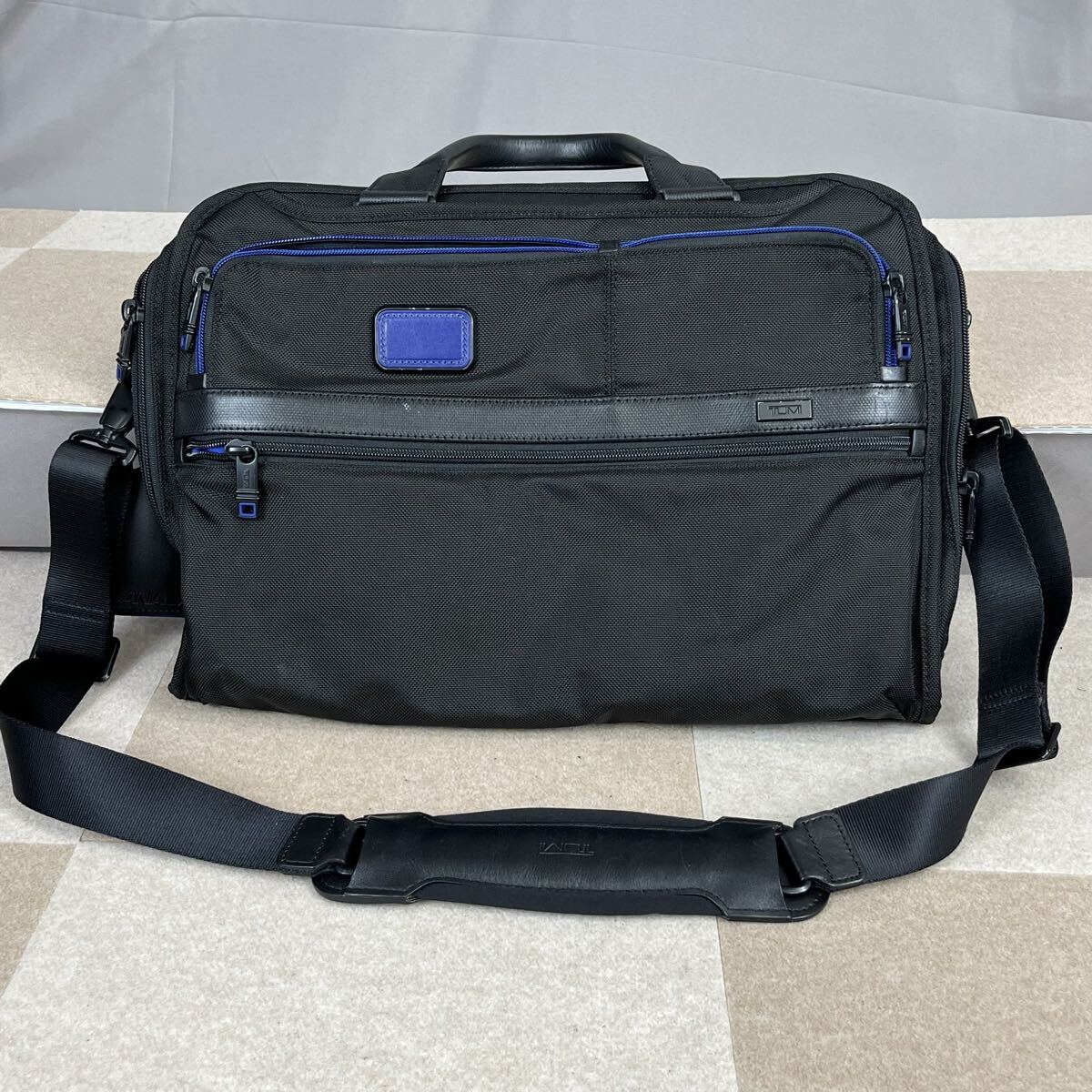 Y TUMI トゥミ Alpha2 ブリーフケース ショルダーバッグ ブラック×ブルー 26108DNVY2E ビジネスバッグ かわせみ