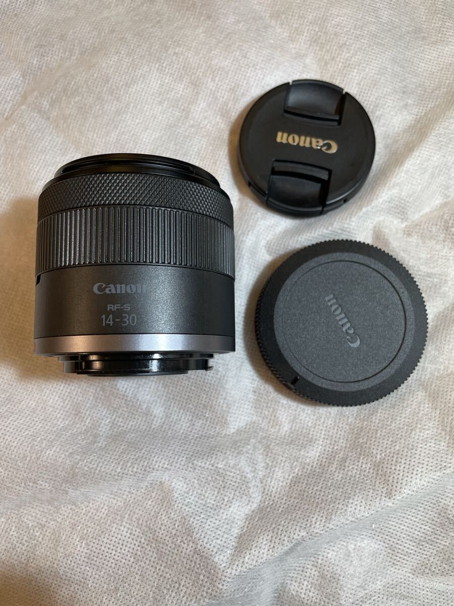 キャノン　Canon RF-S14-30mm F4-6.3 IS STM PZ 中古美品