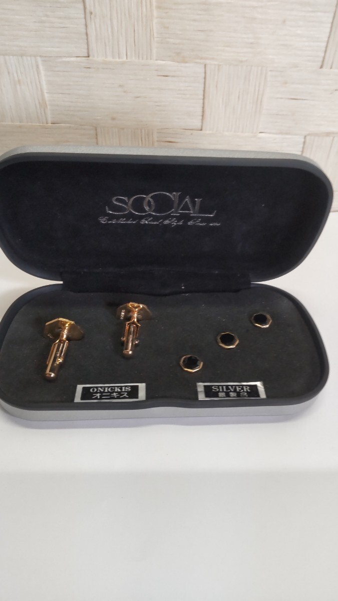 4H22④「中古」SOCIAL カフス（シルバー）