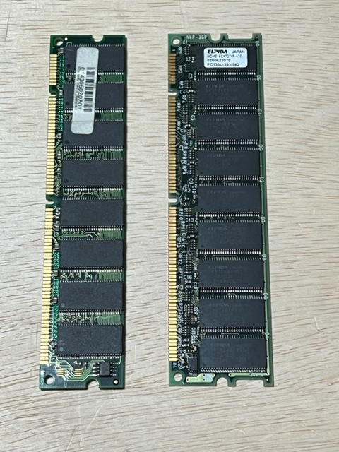 AKAI　Z8用128MB2枚　中古品
