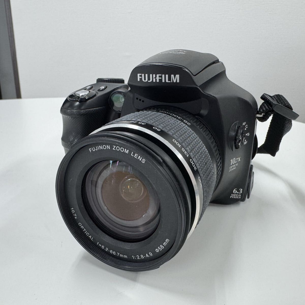 HS260319IS【富士フイルム】FinePix S6000fd FUJIFILM デジタルカメラ ブラック フジノン FUJINON ZOOM LENS 光学10.7倍ズーム 