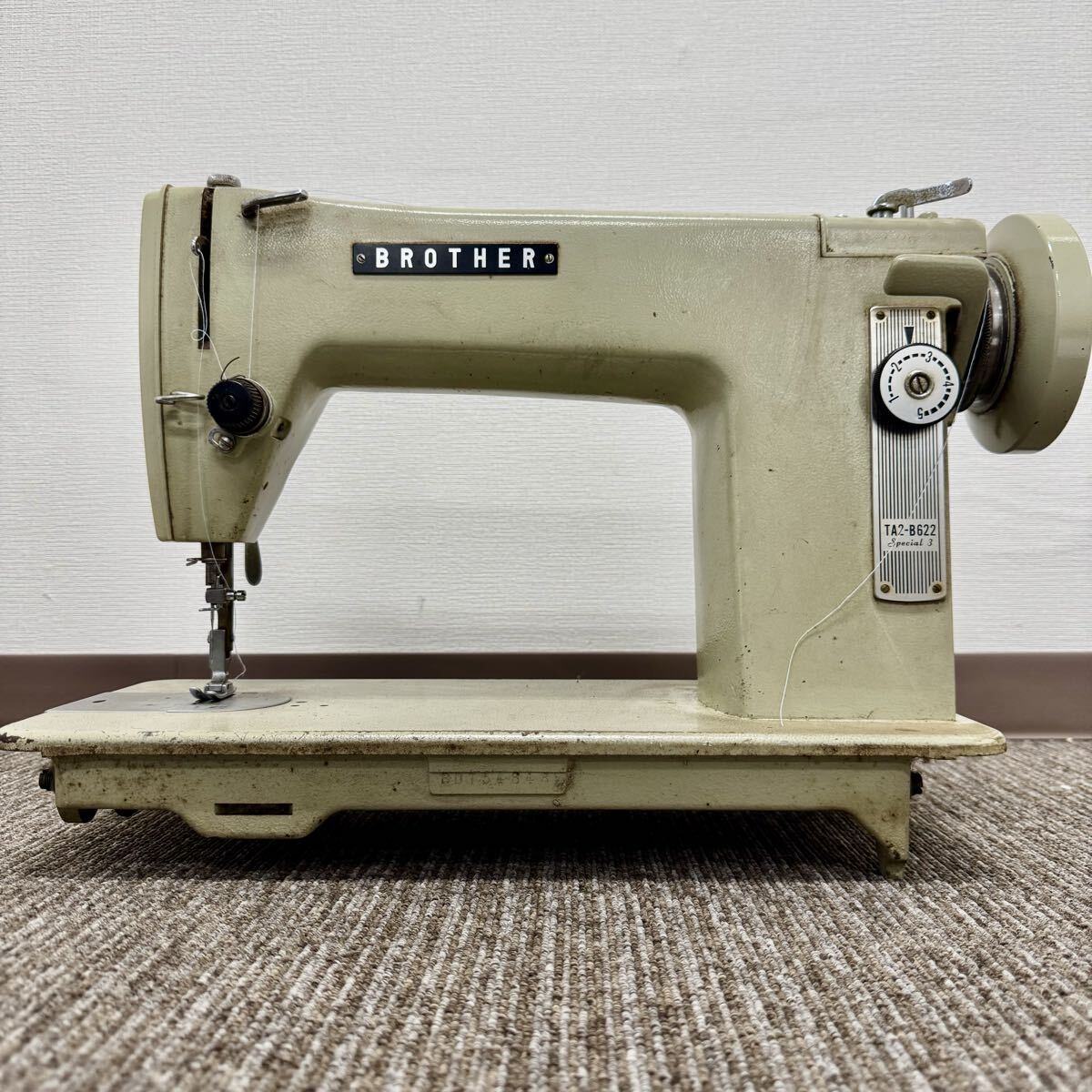 KO260327MN【BROTHER】TA2-B622 Special 3ブラザー 職業用ミシン 手芸 アンティーク ハンドクラフト レトロ 電源コードなし 動作未確認