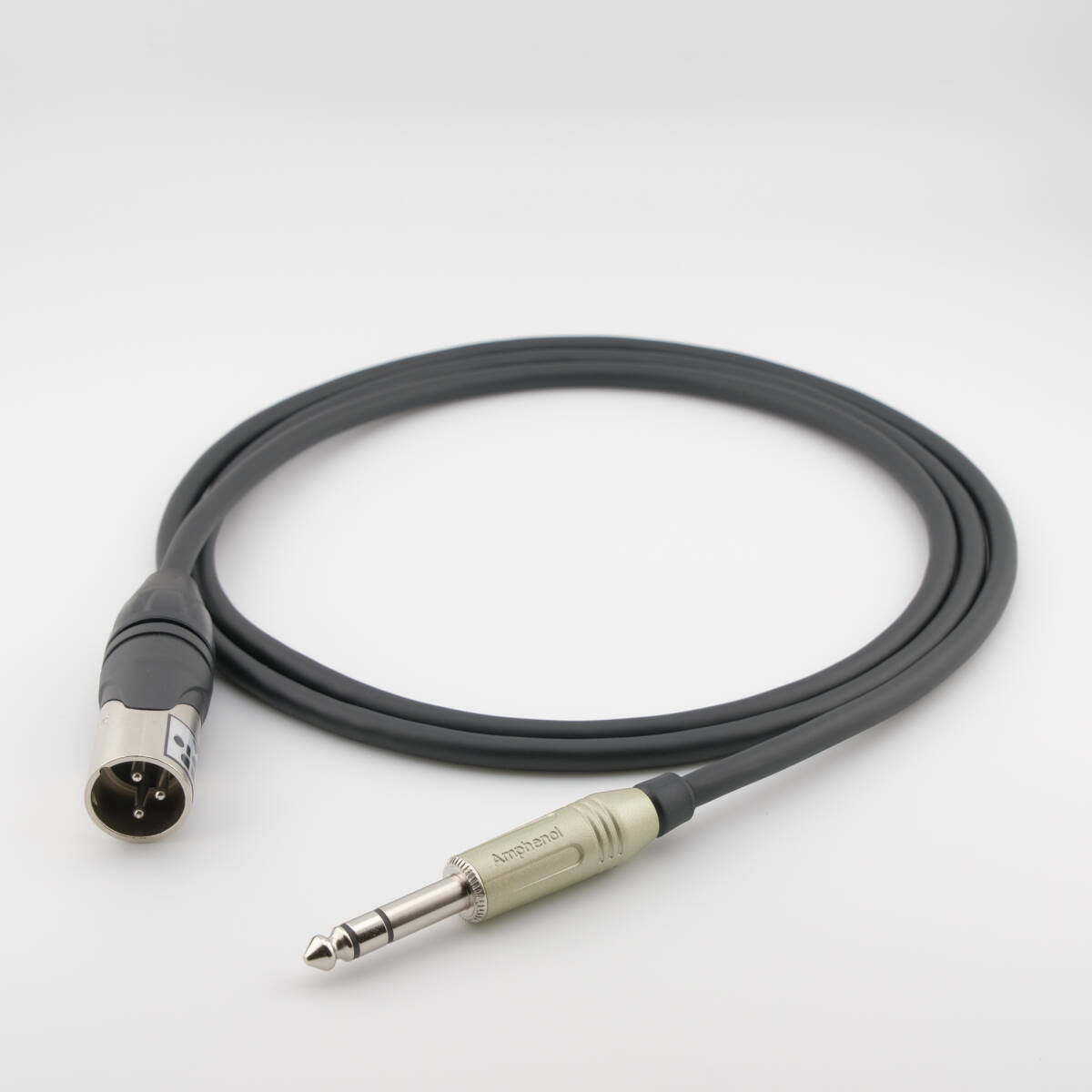 【送料無料】モガミ 2549 TRS-XLRオス（黒・ブラック）(AMPHENOL製プラグ)(オヤイデ製ハンダ使用) 約1.5ｍ