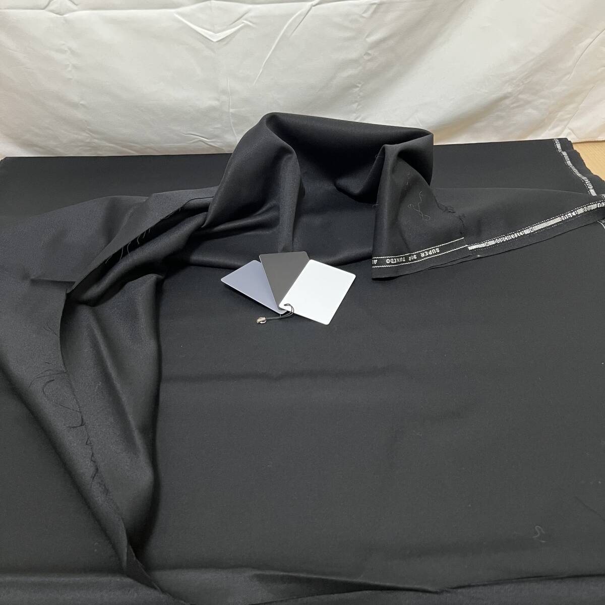 仕立て屋閉店品 英国 スーツ生地 dorchester super 90s 黒 ドルチェスター 服地 布地 ビンテージデッドストック 現状品 管理698-I63