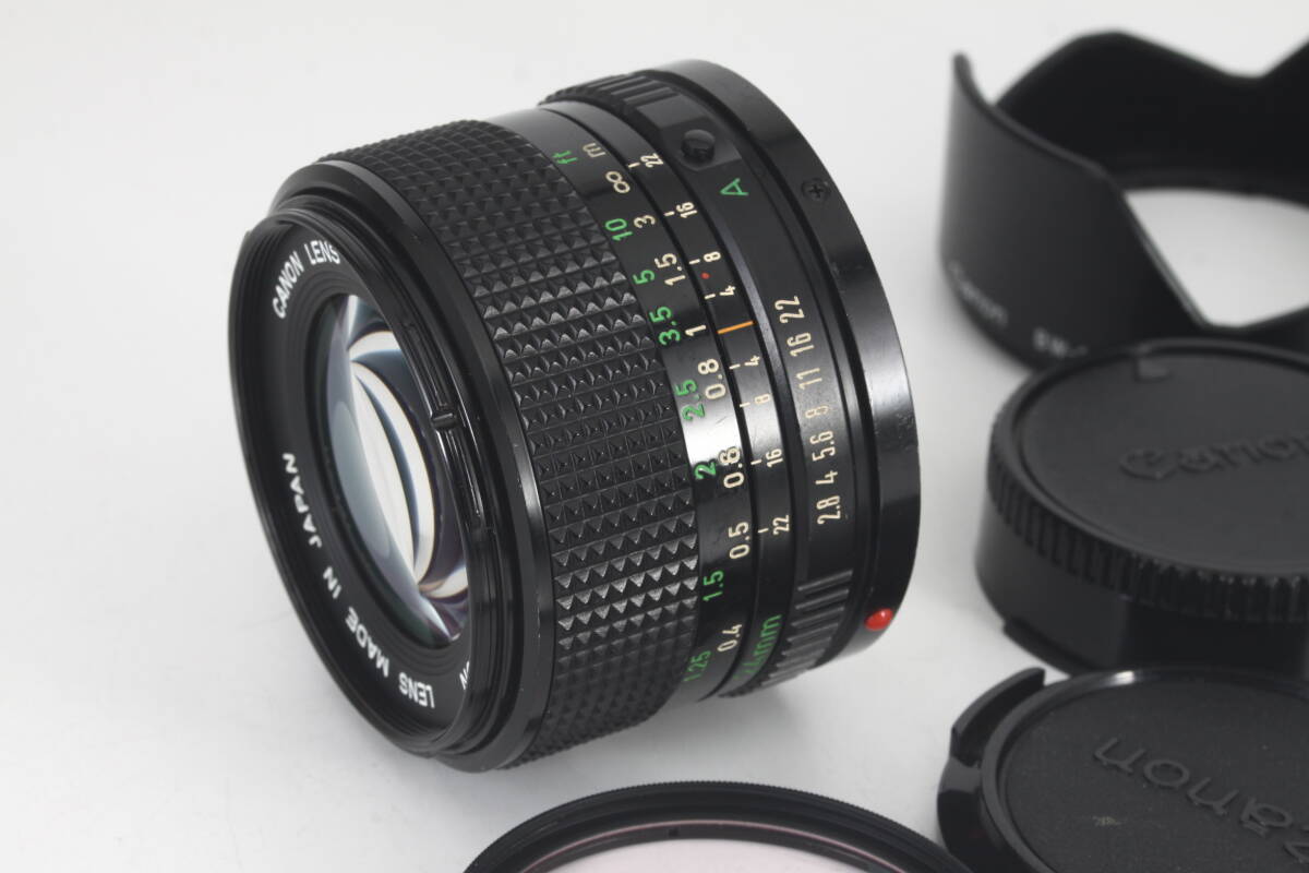 ★超極上美品★ CANON New FD 24mm F2.8 純正フード付 ★完動品 光学極上★ キヤノン #259