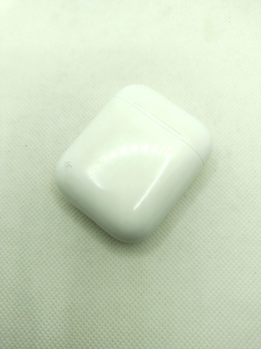 バッテリー良好 Apple AirPods ワイヤレスイヤホン第2世代 ケース A1602 6S-6500 【動作OK】 