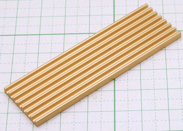 M.2. 2280用 ヒートシンク 金