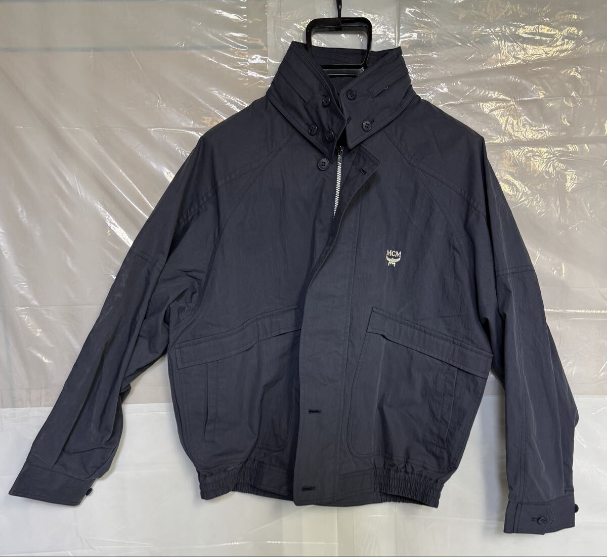 ⑤-31 MCM Legere ジャケット M ナイロン ブルゾン ロゴ刺繍 メンズ エムシーエム