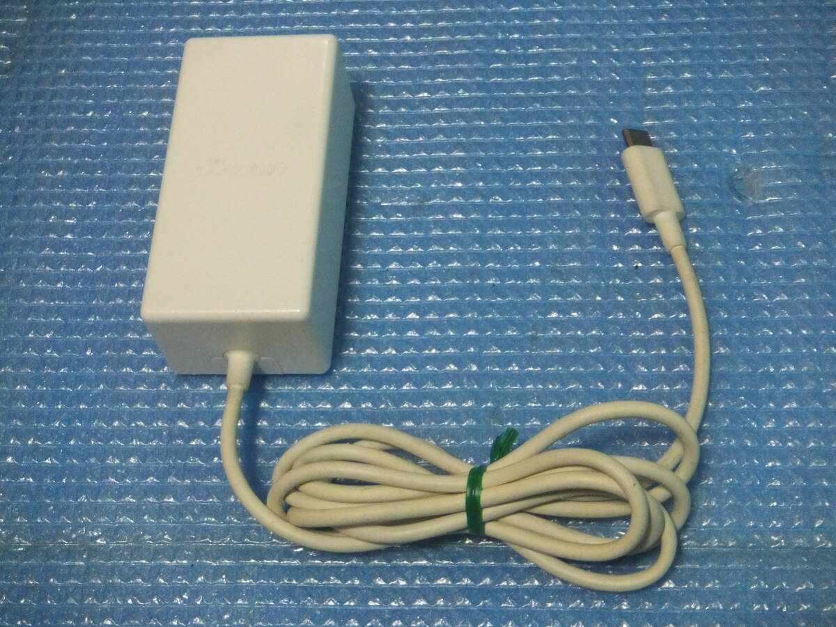 即決 送料230円～ ドコモ docomo ACアダプタ 08 type C タイプC 充電 充電器 アダプター 通電OK