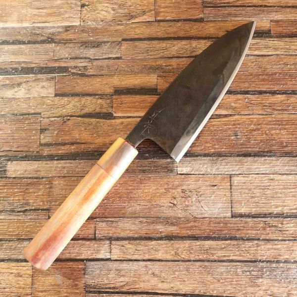 正作 出刃包丁 研ぎ済 白水牛柄 黒錆仕上げ ハガネ 片刃 150mm