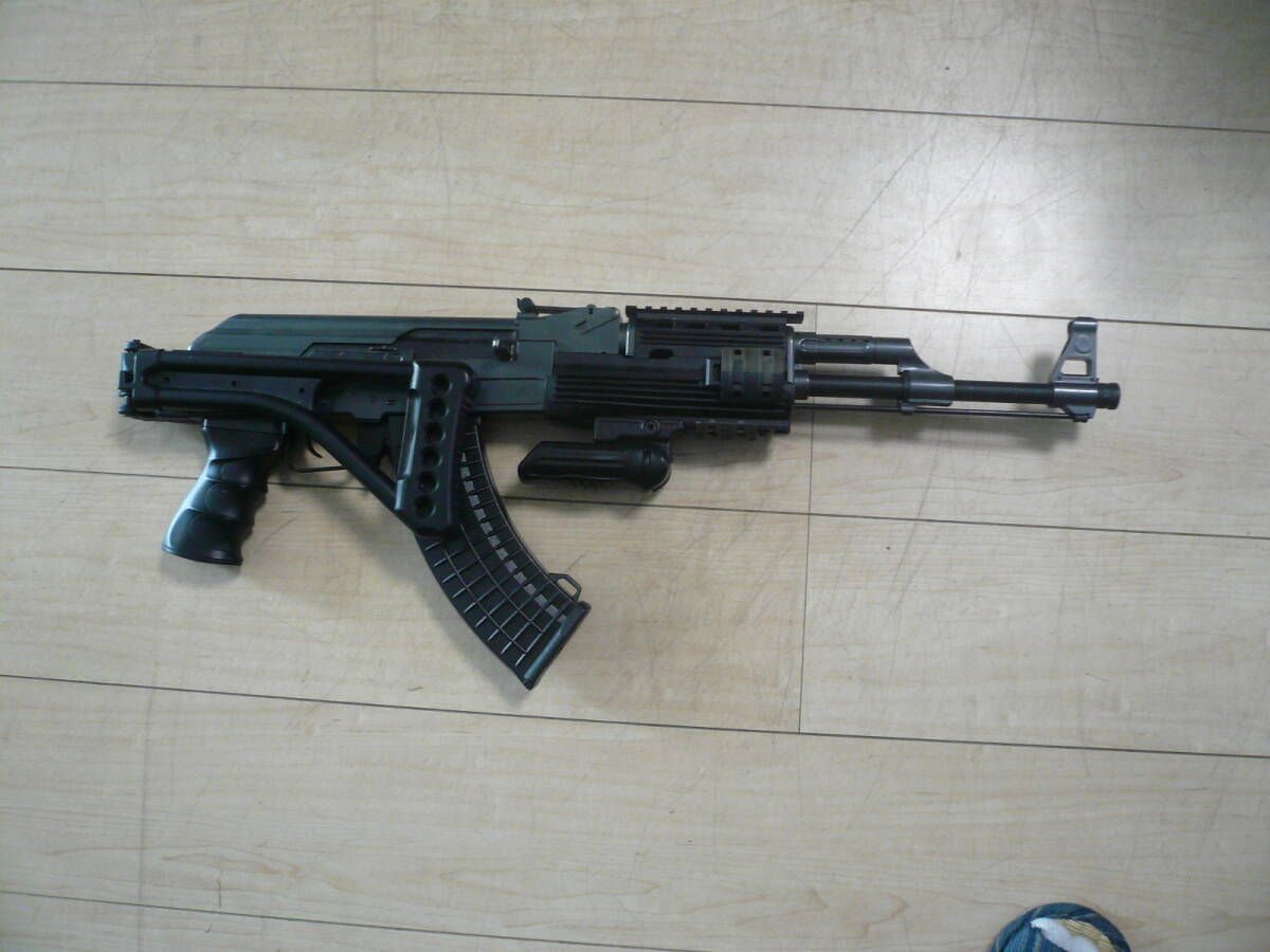 即決有 AK47 RIS フォールディングストック　多弾マガジン 中国製？　電動ガンライフル　プラ製　BLACK黒　HOP付　レールパネルオマケつき